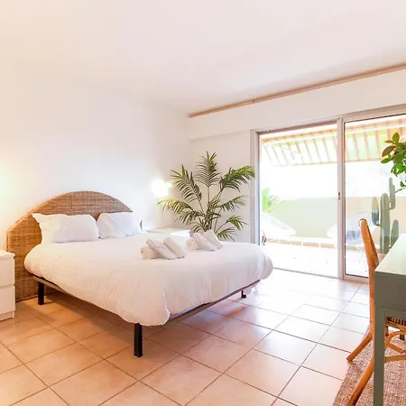 Select'sohome - Situe Au Coeur Du Lavandou A Quelques Pas De La Avec Garage Prive ! - 3 Etoiles - Alba-48 *